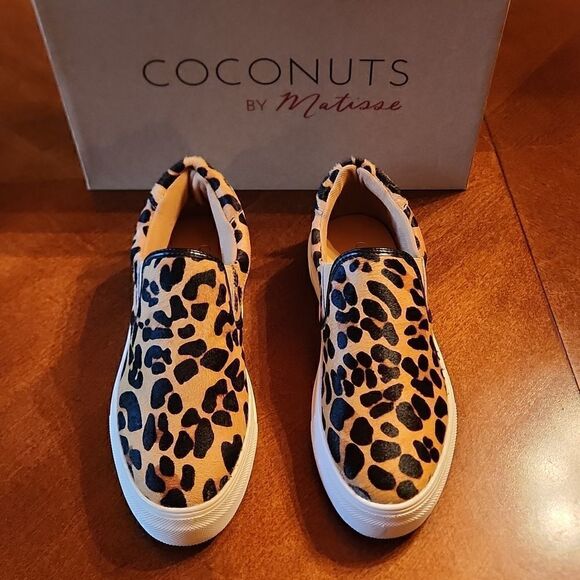 Coconuts by Matisse, 6.5, Leather Fur Leopard Animal Print Slip On Sneaker Flats - Picture 4 of 9